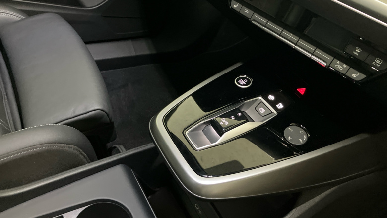 Audi Q4 e-tron 210kW 45 82kWh Sport 5dr Auto [Leather] Electric Estate